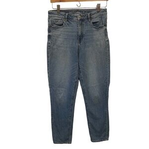 American Eagle Mom Jeans